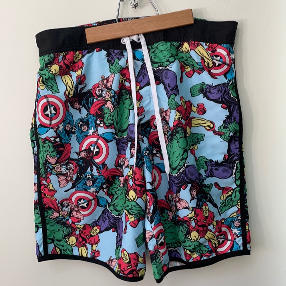 Marvel swim trunks Comic's Avengers Super Hero - Picture 1 of 8